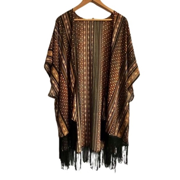 BLACK RAINN Shawl Kimono Wrap Top Bohemian Aztec Fringe Black Sizes Medium - Picture 1 of 5